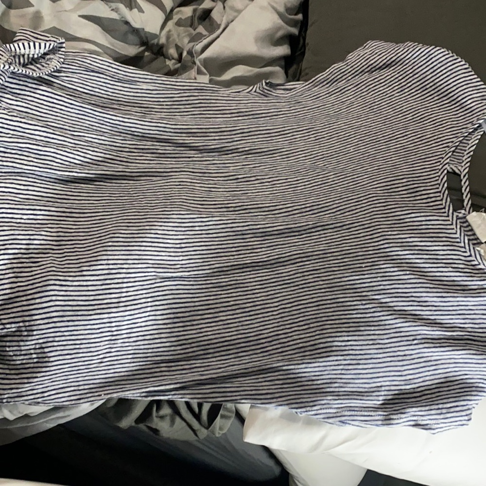 C & C California 100% linen top, blue and white